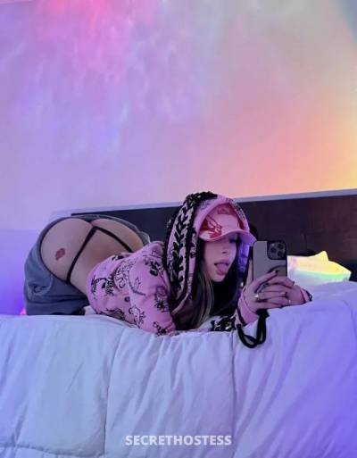 24 year old Latino Escort in Medford OR xxxx-xxx-xxx ...sexy Latina. ... real . cash payment .. zero