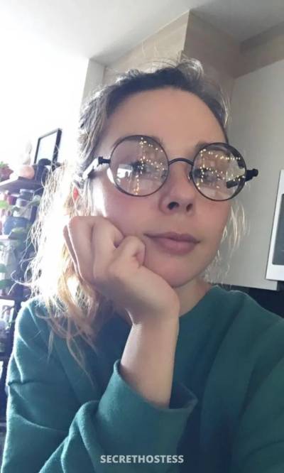 28 year old Escort in Galveston TX xxxx-xxx-xxx Hey handsome do you need my service I am down 