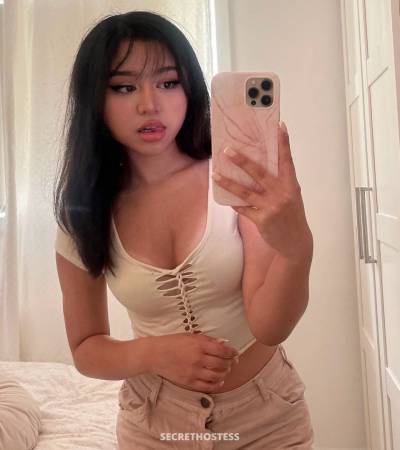 23 Year Old Asian Escort Tampa FL - Image 2