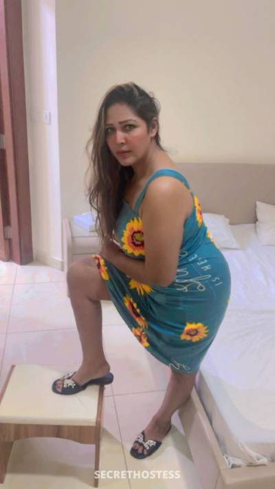 Mariah, escort in Al Manama