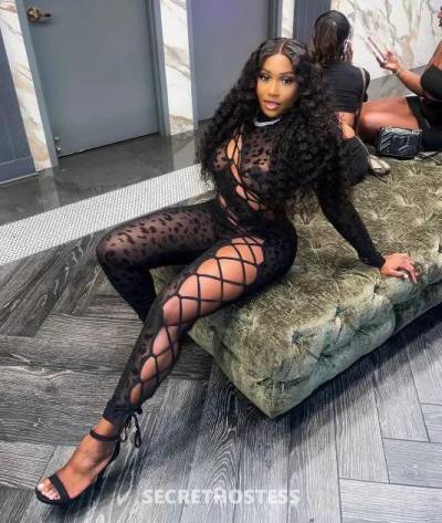 24 year old Escort in Charlotte NC xxxx-xxx-xxx Look innocent and sweet but really a freak