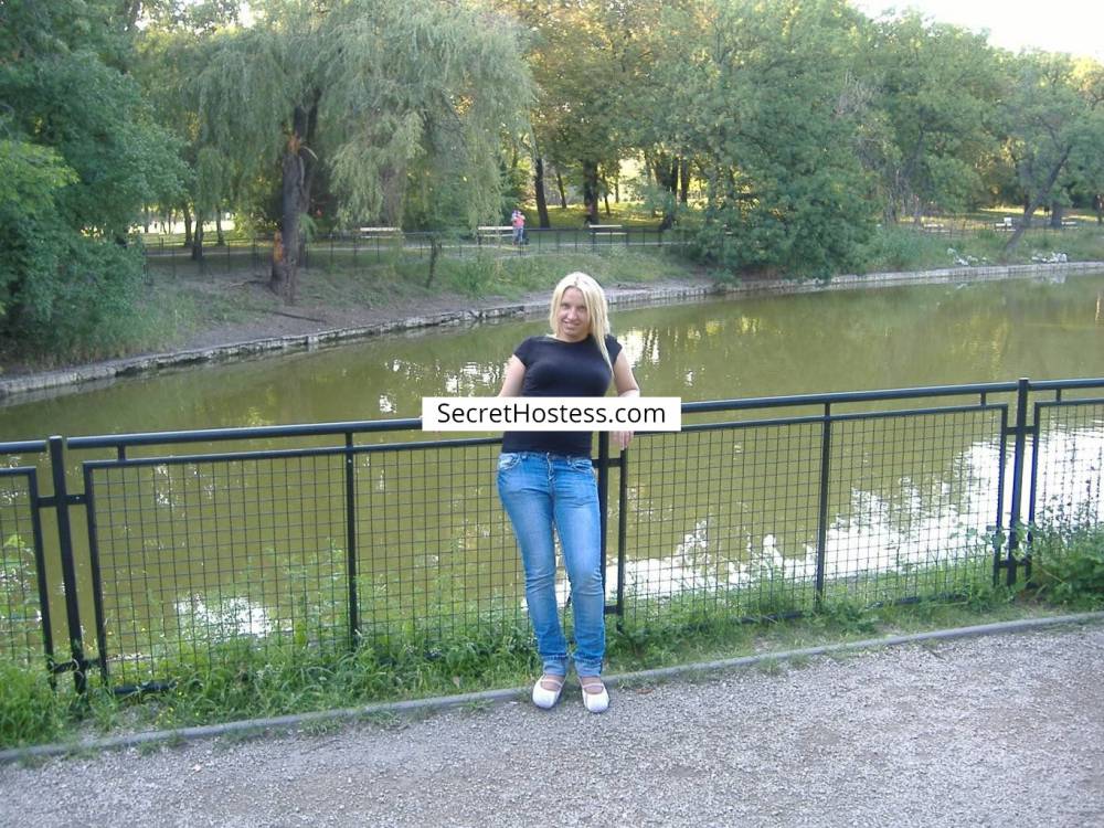 Anett 41Yrs Old Escort 57KG 167CM Tall independent escort girl in: Budapest Image - 3