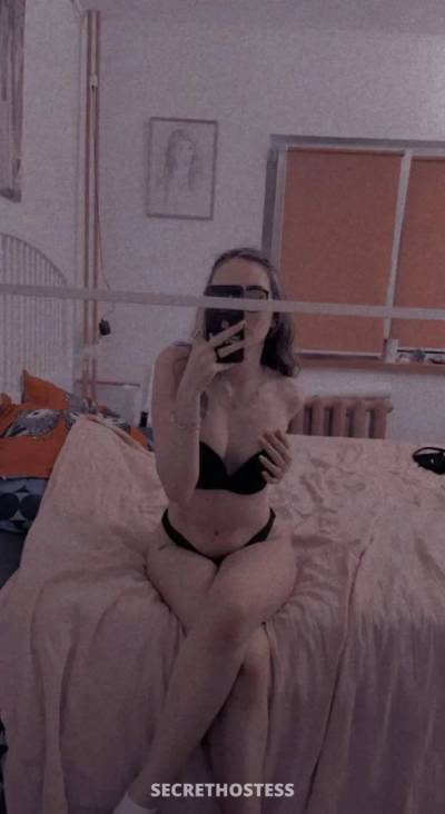 27 year old American Escort in Savannah GA xxxx-xxx-xxx Finding one night with a girl near you? I 