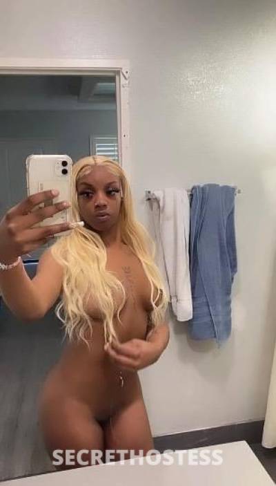 22 year old Escort in Charlotte NC LET s GET WIlD BOYS Love to Suck you Dry Party girl