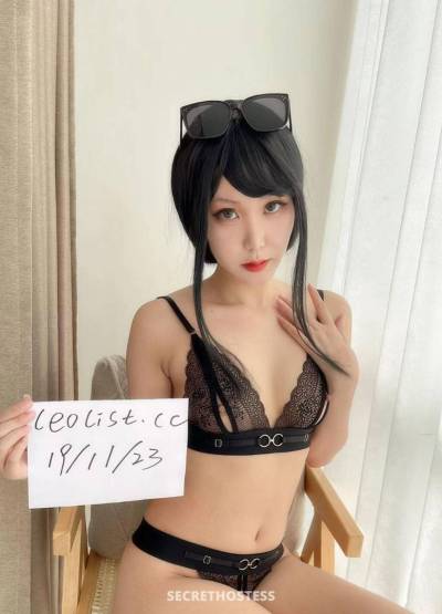 20 Year Old Asian Escort Vancouver - Image 1