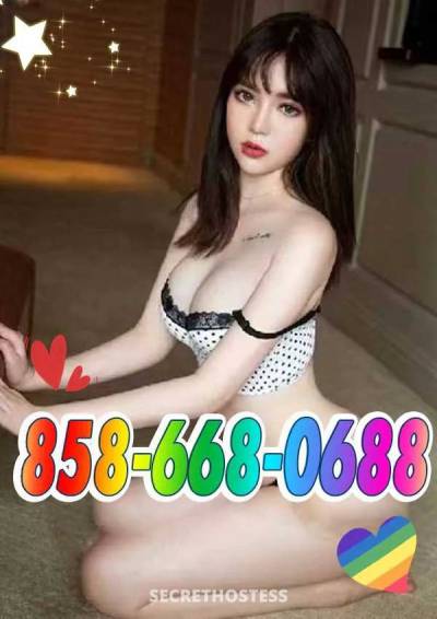 25 Year Old Chinese Escort San Diego CA - Image 1