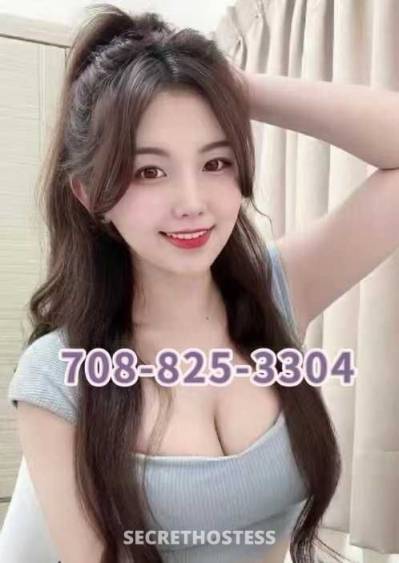26 year old Asian Escort in Chicago IL ......massage therapy......xxxx-xxx-xxx......best service