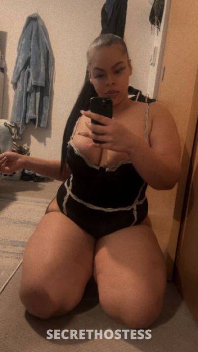 Your favorite curvy vixen.duos..Fetish friendly in Bend OR