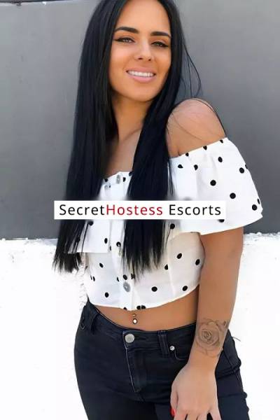 29 Year Old Portuguese Escort Dubai - Image 2