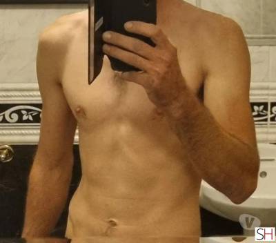 40 year old Escort in Kildare East Coast and Midlands Outcall or car meets, open minded male