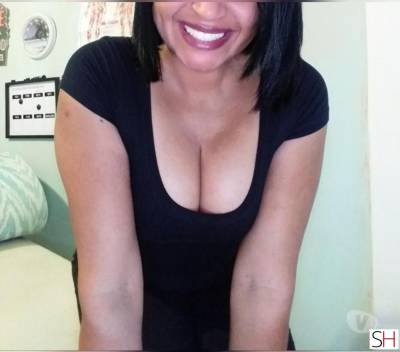 45 year old Mixed Escort in Caxias Rio de Janeiro Silvia Terapeuta Tântrica mãos de fada D. Caxias Rj