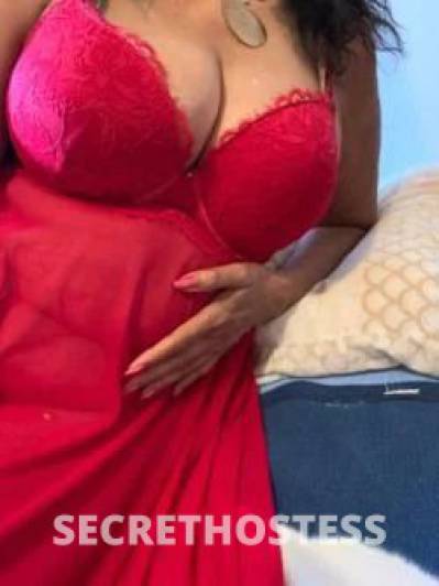 Angie. Hot mature Asian lady in Canberra