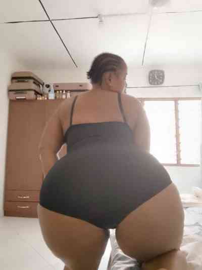 27Yrs Old Escort Size 16 95KG 164CM Tall Accra Image - 2
