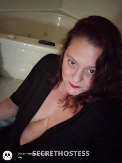 HOTT MILF REDD Ready to Play in Jacksonville FL