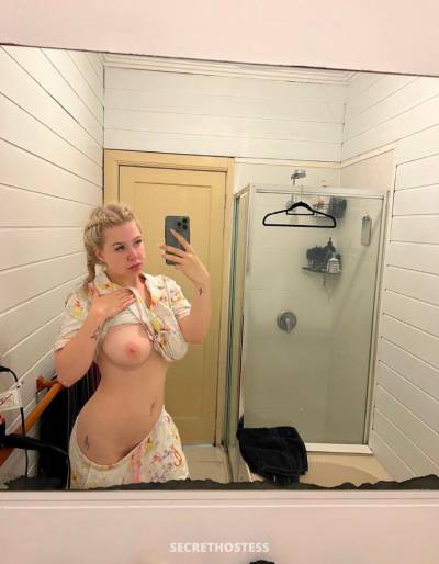 24 Year Old Caucasian Escort Quebec City Blonde - Image 1