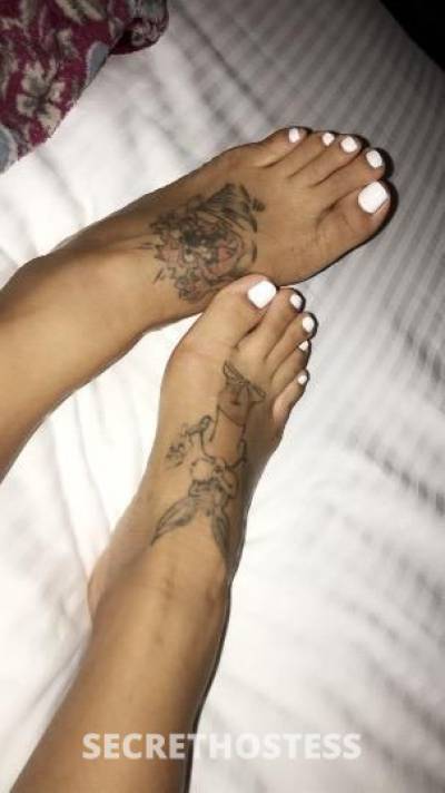27 year old Cambodian Escort in Philadelphia PA Cambodian bella