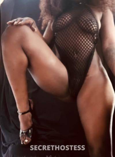 23 year old Escort in Staten Island NY ....♥ EBONY....BACK IN TOWN . Available !♥ , OUTCALLS , 