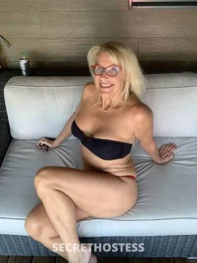 Eleanor 45Yrs Old Escort Eastern NC Image - 1