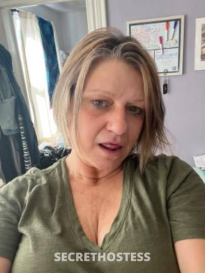 43 year old Escort in Cape Cod MA Hot blonde❤.look hot blonde rea dy to have fun and open 