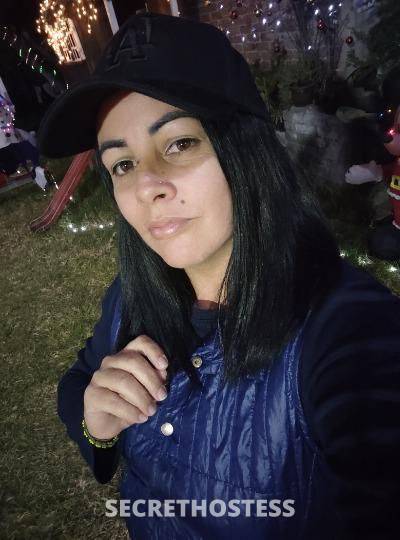 39 year old Latino Escort in St Joseph MO kamila
