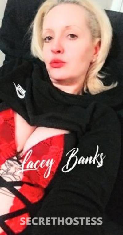 LaceyBanks 43Yrs Old Escort Calgary Image - 10