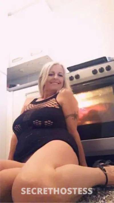  sexy 41Yrs Old Escort Northern Michigan MI Image - 3