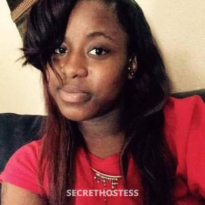22 year old Escort in Memphis TN ask About my special incalls AND OUTCALLS available
