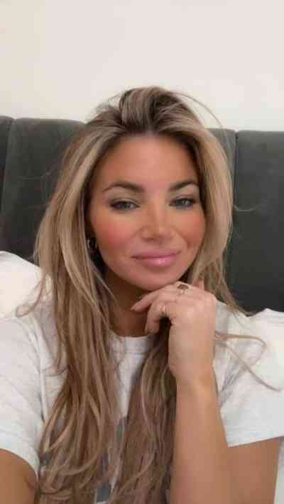 24 year old Escort in Danville VA Am down here for hookup incall and out call