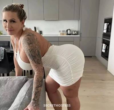 35 year old Escort in Ames IA xxxx-xxx-xxx MASSAGES AND FUN