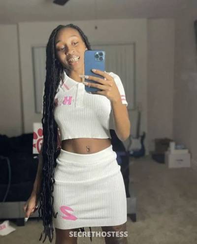 27 year old Escort in Flagstaff/Sedona AZ xxxx-xxx-xxx Am available for hookup add me on snap 