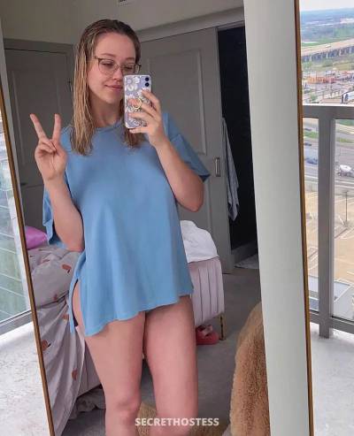 25 year old Escort in Lake Of The Ozarks MO xxxx-xxx-xxx HMU if you’re down to fuck ... Ask for my 