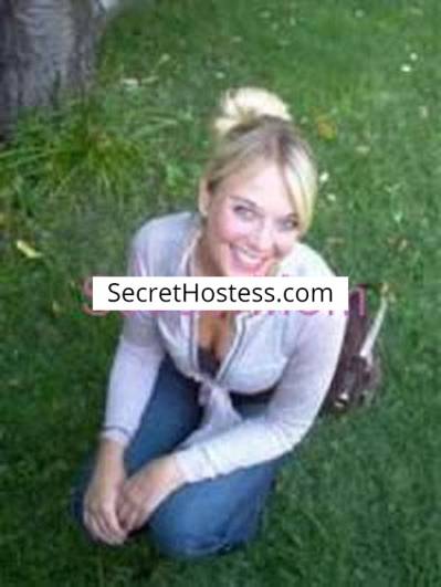 SoccerMom in independent escort girl in:  Vancouver