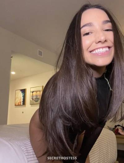 28 year old American Escort in Lake Of The Ozarks MO xxxx-xxx-xxx . payment in person.newly verified sexy girl 