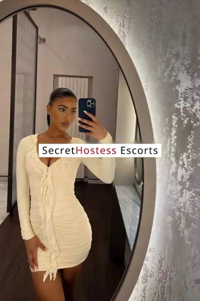 22 Year Old Escort Dubai - Image 2