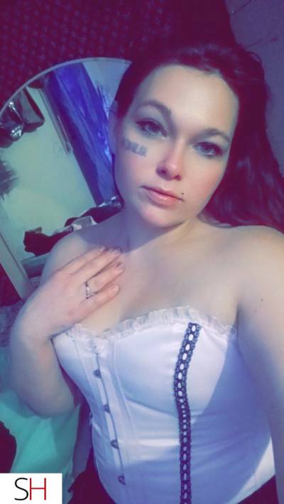 25 year old Caucasian Escort in Winnipeg Fun with diamond