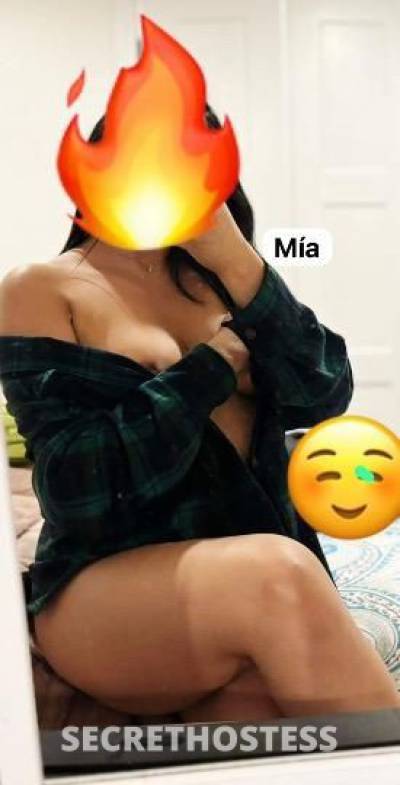 9Friends 22Yrs Old Escort Toronto Image - 1