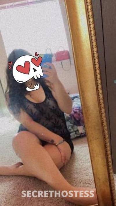 24 year old Escort in Rockford IL outcalls/car dates
