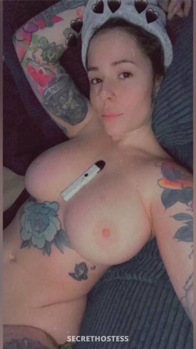 24 year old Escort in Cookeville TN xxxx-xxx-xxx Just a Sexy baddie who’s available for your 