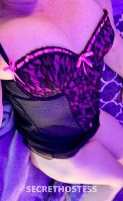 Crystal 49Yrs Old Escort Kansas City MO Image - 3