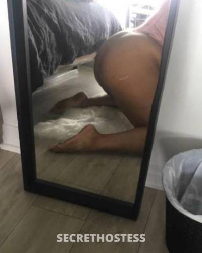 MILLWOODS AREA offering cardates and incall in Edmonton