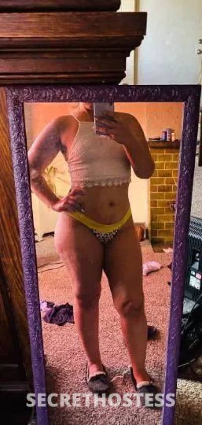 28 year old Escort in Wheeling WV xxxx-xxx-xxx full g/f expierence PERSONAL massages &amp