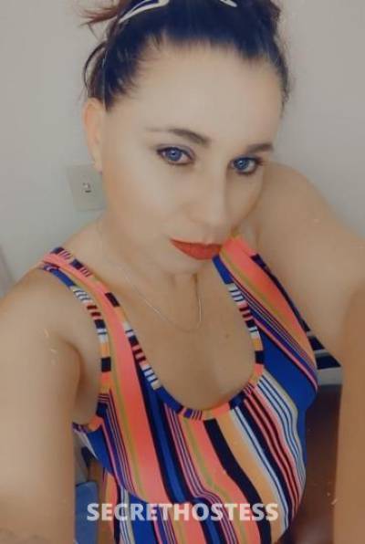 44 year old Escort in Santa Maria CA The Southernbell Special ask about the 2 girl special