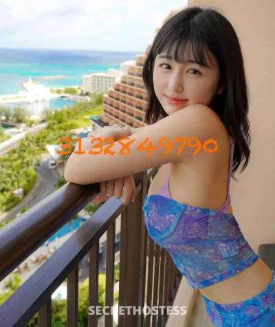 22 Year Old Asian Escort Detroit MI - Image 1