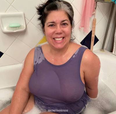 Rosa 40Yrs Old Escort Fayetteville AR Image - 2