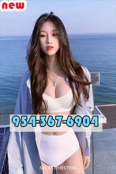 22 year old Chinese Escort in Miami FL ..look here..xxxx-xxx-xxx..best massage..new girls..(.)#-10