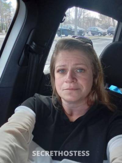 40 year old Escort in Newport News VA Incall.Outcall.no deposit required.textt please