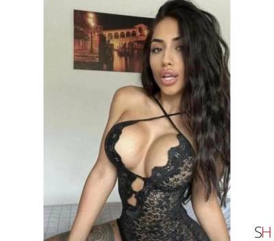 Samira♥︎NEW IN TOWN ♥︎horny and sensual.OUTCALL,  in Manchester