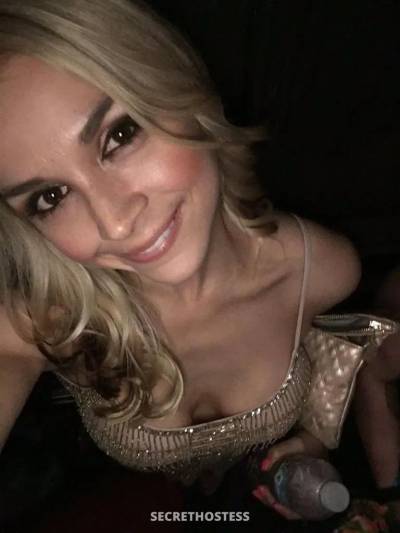 28 year old Escort in Ames IA xxxx-xxx-xxx I am available both incall and outcall