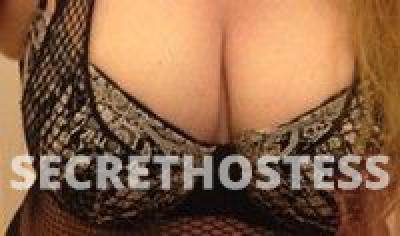 Mona 53Yrs Old Escort Edmonton Image - 11