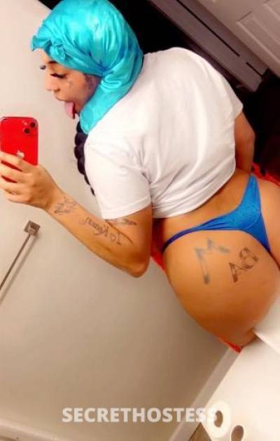 23 year old Escort in Harrisburg PA no rubebrs . juicy ass come nut in it